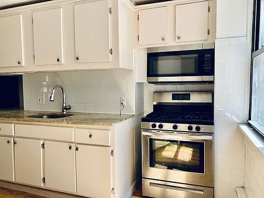 Rented by REAL New York | media 10