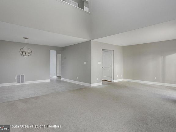 2nd image of 611 Bounty Ct #11C