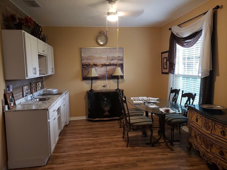 1st image of 845 Sandhurst Ct #1