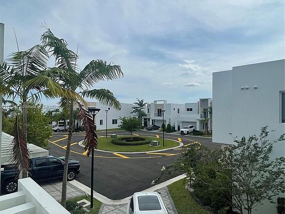 3rd image of 6855 NW 103rd Ave
