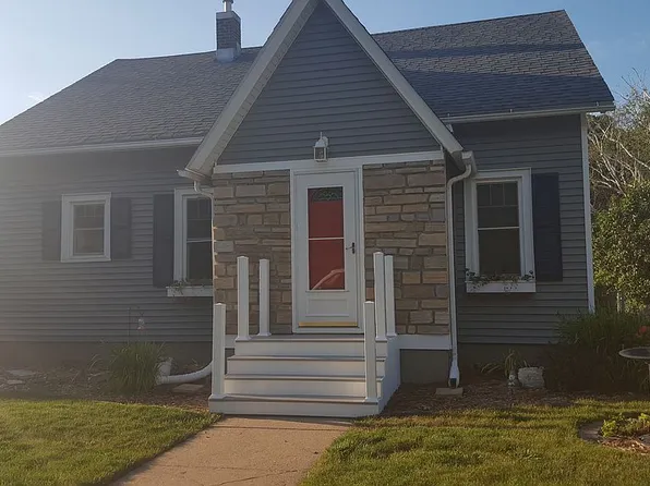 530 2nd Ave NW, Plainview, MN 55964