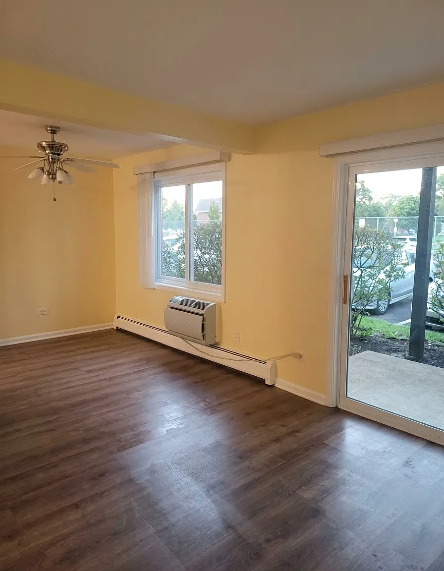 1 bed, 875 sqft, $1,600 — Photo 4