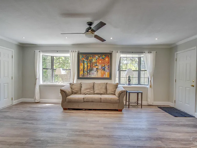 7667 Old Hickory Dr — Photo 12