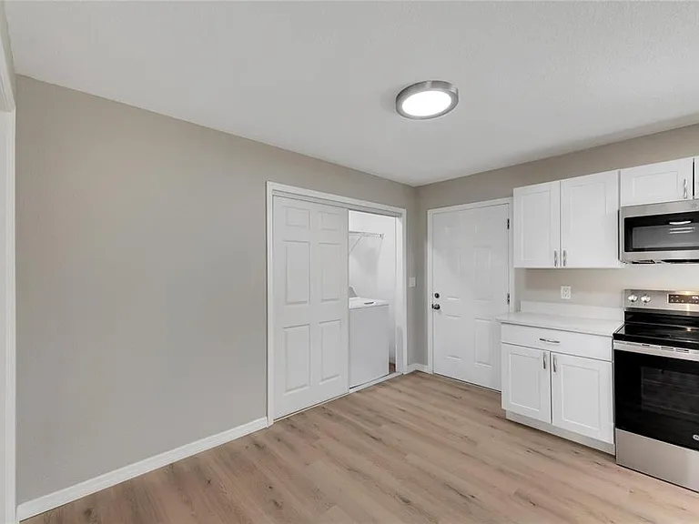 660 Flamingo Dr — Photo 20
