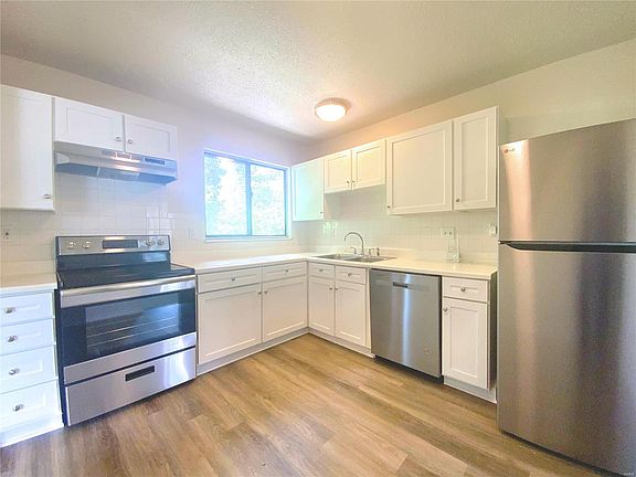 2nd image of 663 Bugle Hill Dr
