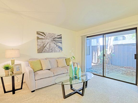 3rd image of 1055 N Capitol Ave APT 111