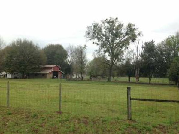 437 SW Pecan Gln