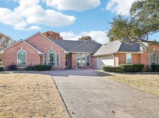 303 James Dr, Heath, TX 75032
