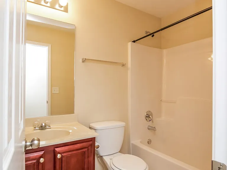4940 Hopewell Manor Dr — Photo 23