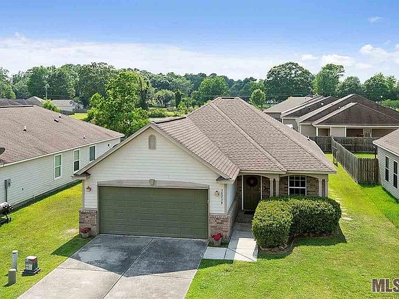 2nd image of 30239 Daffodil Dr