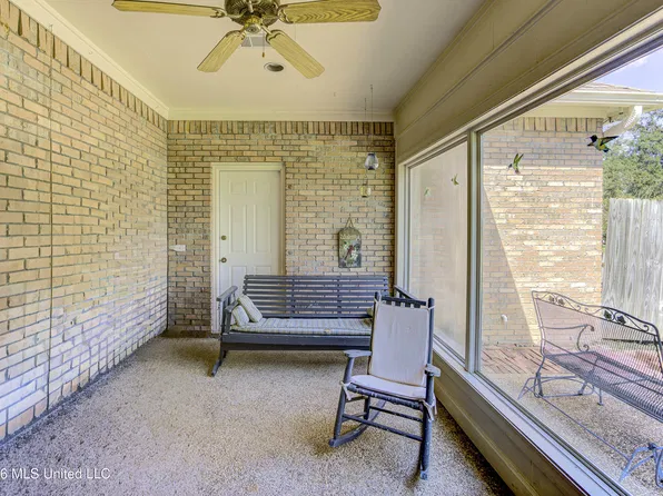 301 Concord Dr, Clinton, MS 39056