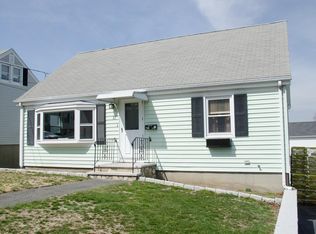 11 Colonial Rd, Peabody, MA 01960