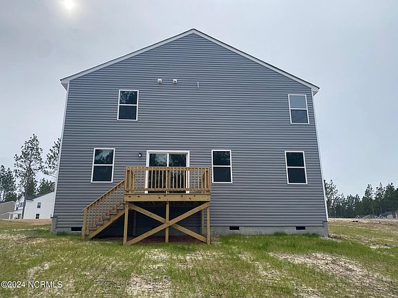 3rd image of 323 Desert Orchid Circle