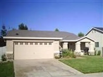 712 Spruce Ave photo 1