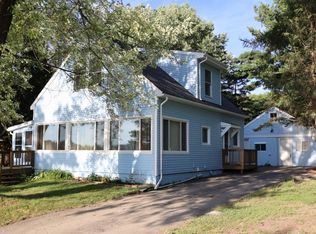 11493 Hall Rd, Whitmore Lake, MI 48189