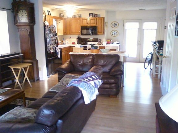 2nd image of 9 Rampart Dr