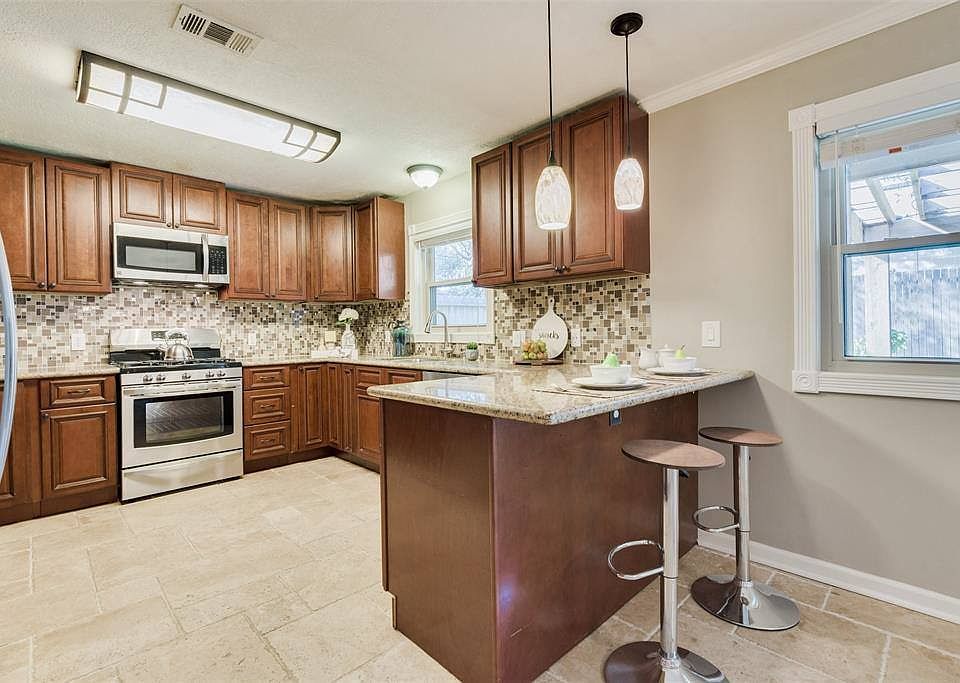 1st image of 2507 Willowby Dr