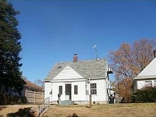 1st image of 641 E Irvington Ave