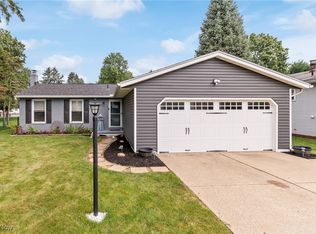 7707 Oakdale St NW, Massillon, OH 44646