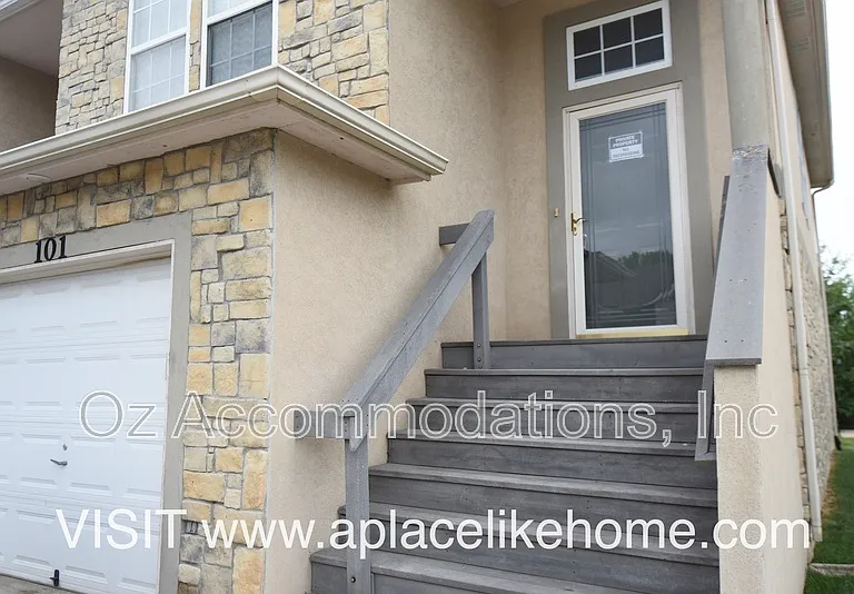 1151 N Martway Dr #101 — Photo 2