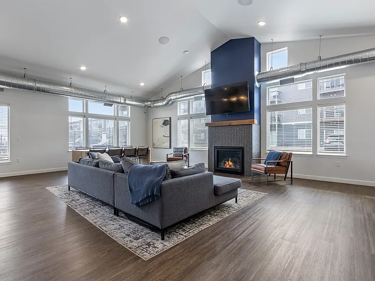 Sawyer Pointe — Photo 9