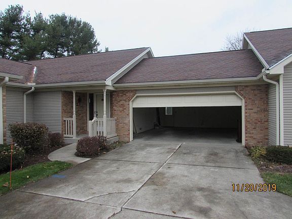 2nd image of 1404-2 Pembroke Cir