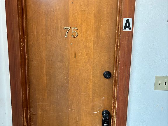 2nd image of 75 Cacoosing Ave APT A