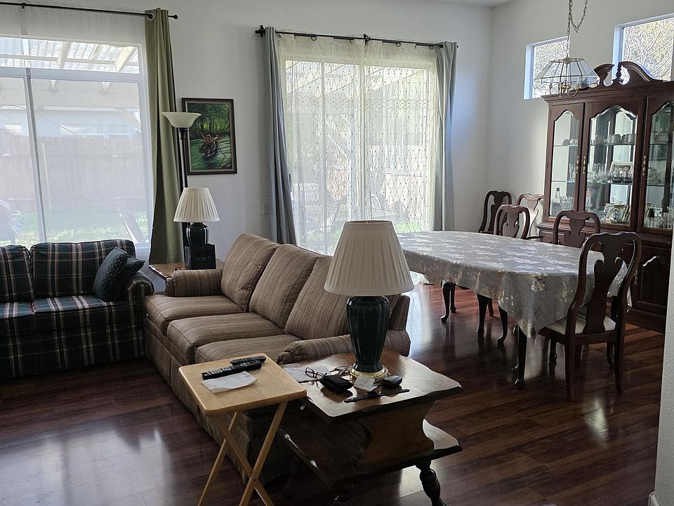 1st image of 1095 Leake Cir