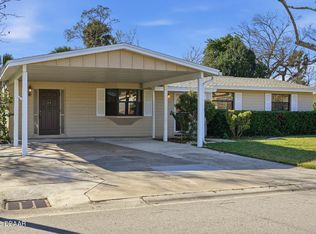 2318 Oriole Ln, South Daytona, FL 32119