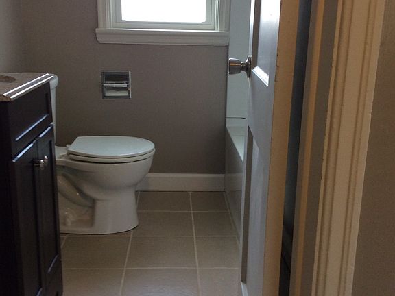 3rd image of 4835 South St