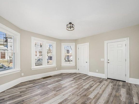2nd image of 105 Stamford Ave #1
