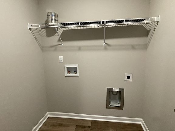 3rd image of 22 Longford Dr