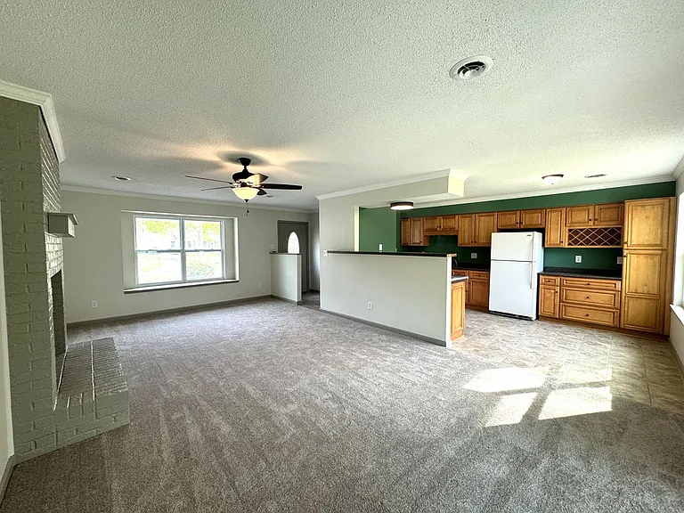833 Mill River Rd — Photo 5