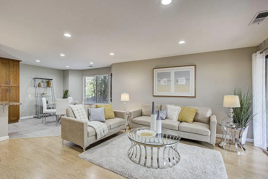 26953 Hayward Blvd APT 101 photo 1