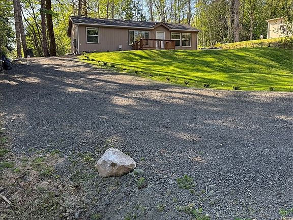 4th image of 330 E Parkway Blvd