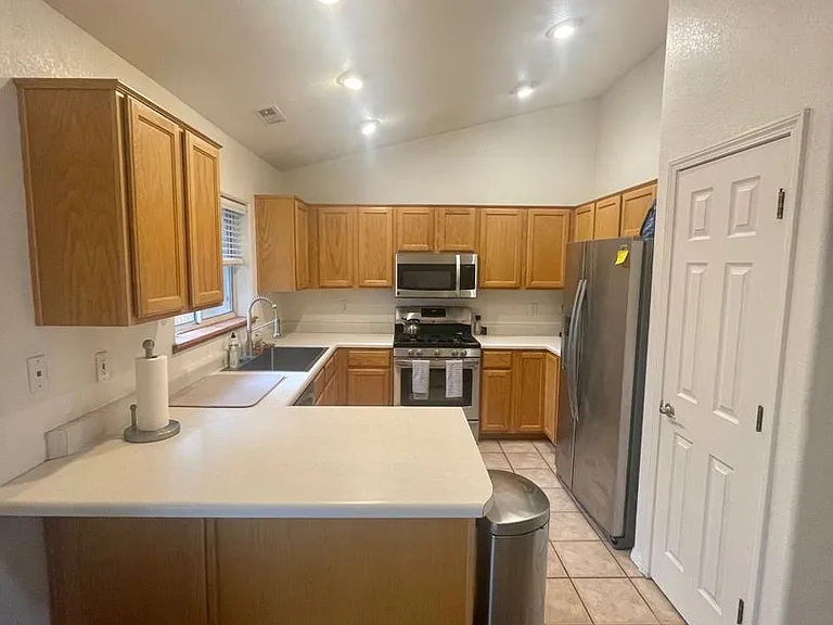 57 E Mohawk Dr — Photo 6
