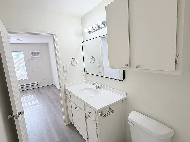 Cedar Creek Apartment Homes — Photo 7