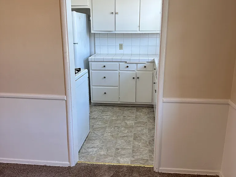 1225 Harvard St #8 — Photo 8