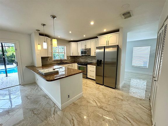 2nd image of 7543 Viscaya Circle