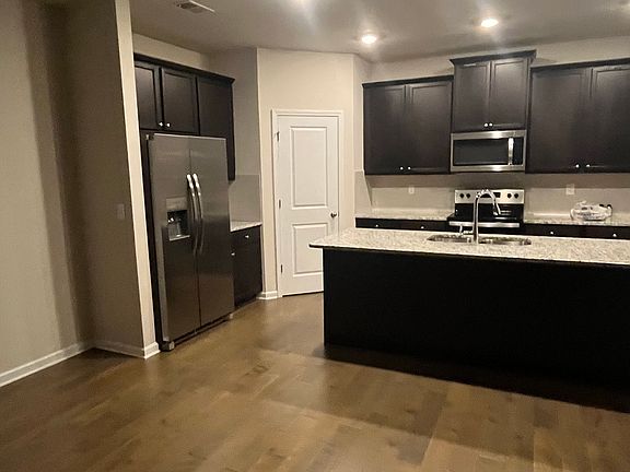 4th image of 5568 Cannonade Ln