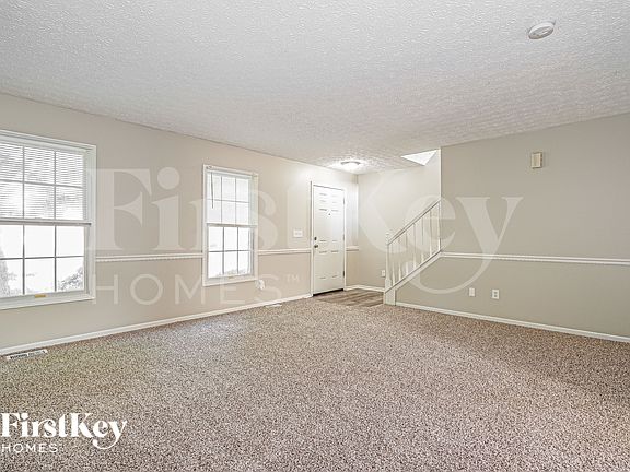 3rd image of 208 Galloway Ridge Dr