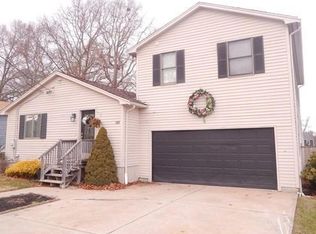 388 Norman St, Fall River, MA 02721