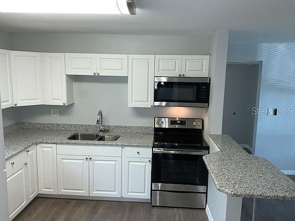 5th image of 5262 46th Ave N