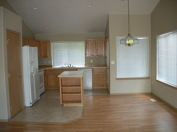 Kitchen, dinning rm. appliances, blinds, divider bar