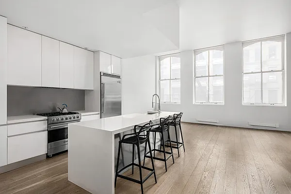 Rented by Douglas Elliman | media 20