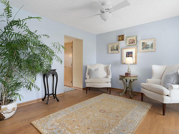 4th image of 6025 Carmell Dr