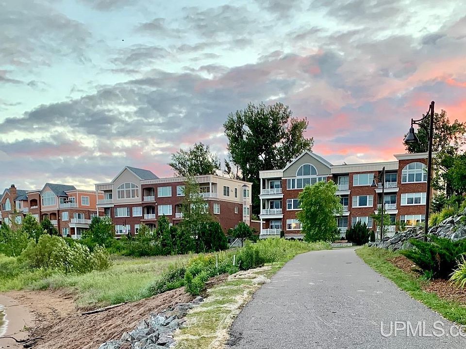 1st image of 500 S Lakeshore Blvd