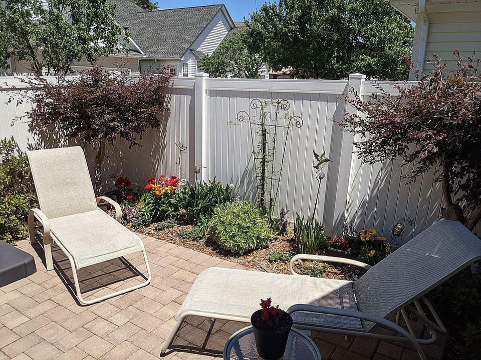 2nd image of 3721 Cainhoy Ln
