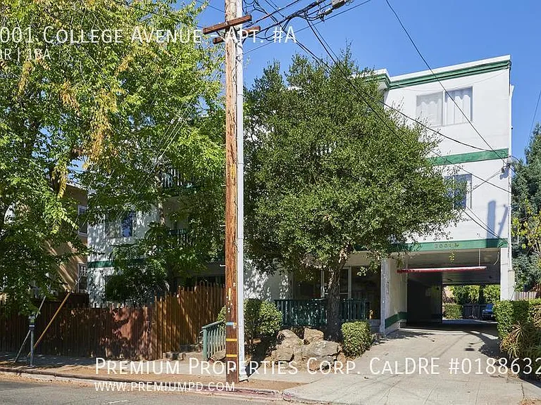 3001 College Ave #A — Photo 1