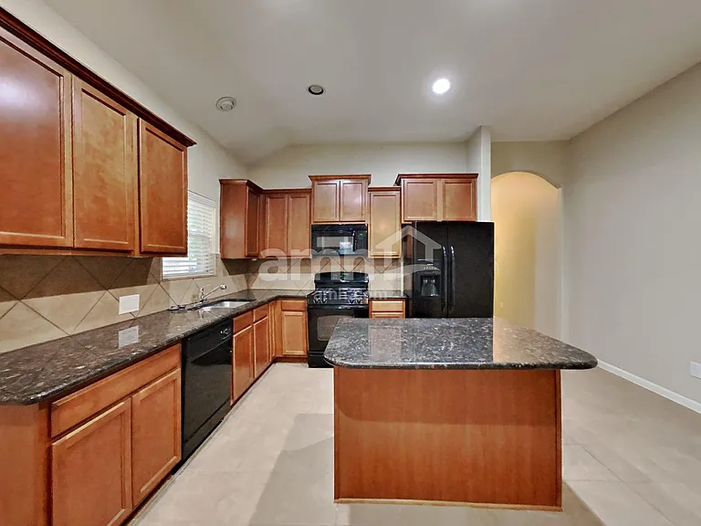 15815 Egret Field Ln — Photo 3